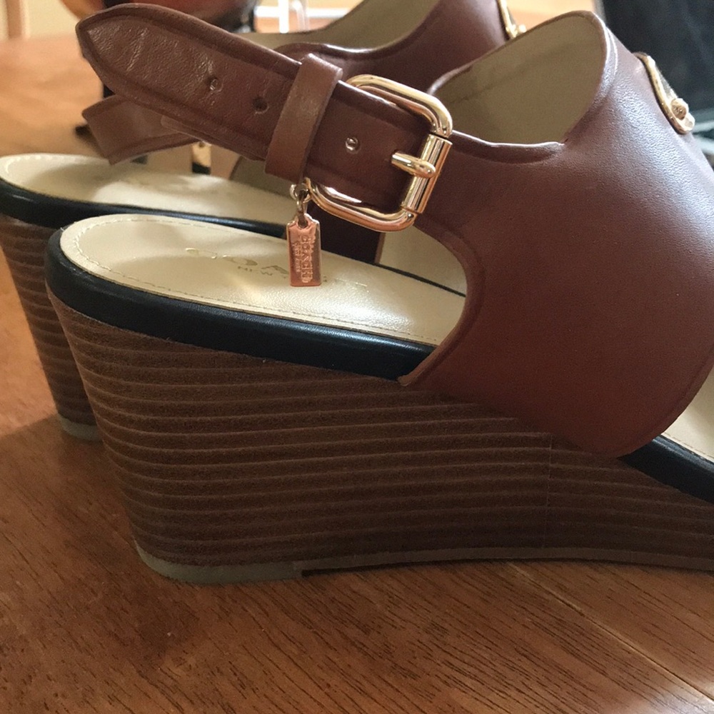 Coach Sandals - Picture 4 of 4